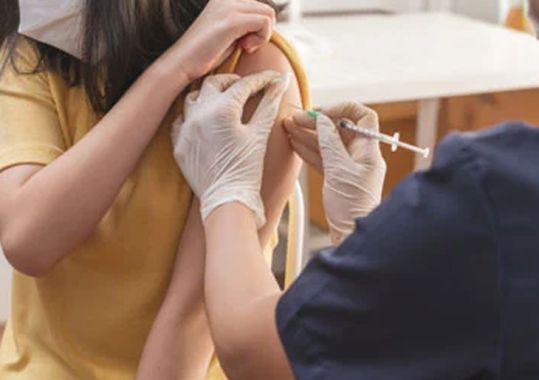 Become an authorised nurse immuniser – free training offer extended for 2025
