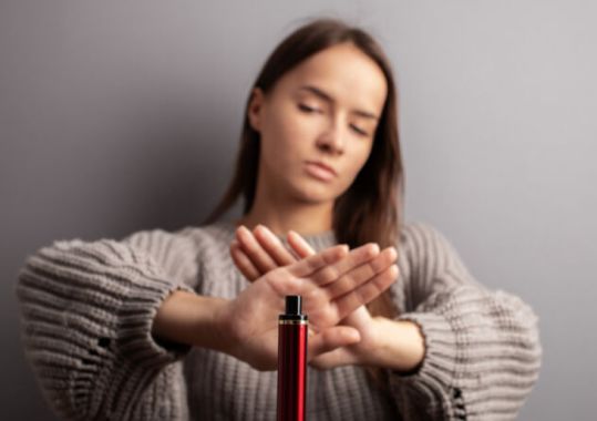 Teens turning away from vapes