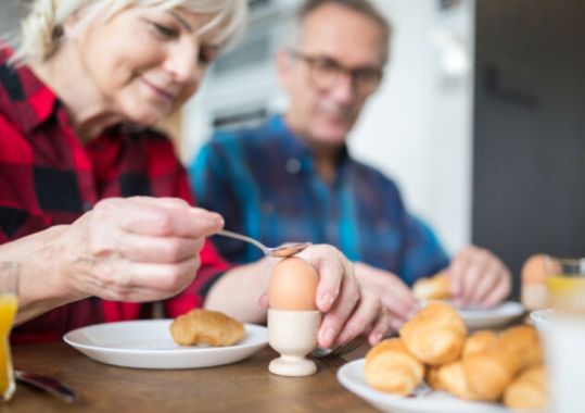 Study Explores Whether Eggs Can Help Ease Perimenopause Symptoms