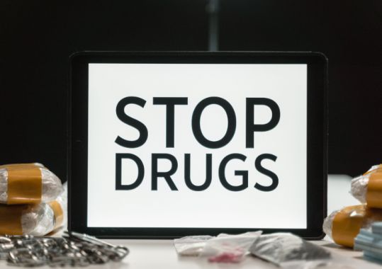 Parliamentary report calls for stronger action on alcohol and drug harms