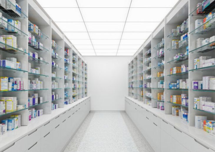 TGA urges Australians not to stockpile medicines amid global supply disruptions